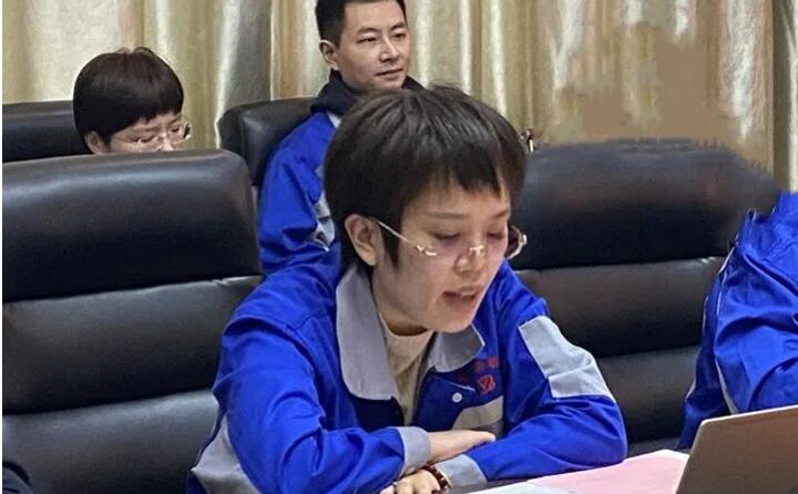 營(yíng)銷中心主任李昌鳳從2024年重點(diǎn)工作介紹為始，分別從研發(fā)、營(yíng)銷、售后及宣傳等方面，詳盡介紹了2024年的發(fā)展規(guī)劃.jpg